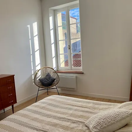 T2 De 48m2 A 300m Du Centre شقة *